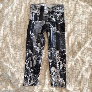 Zara Terez city crop leggings - M